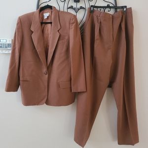 Talbot burned brown wool suit !